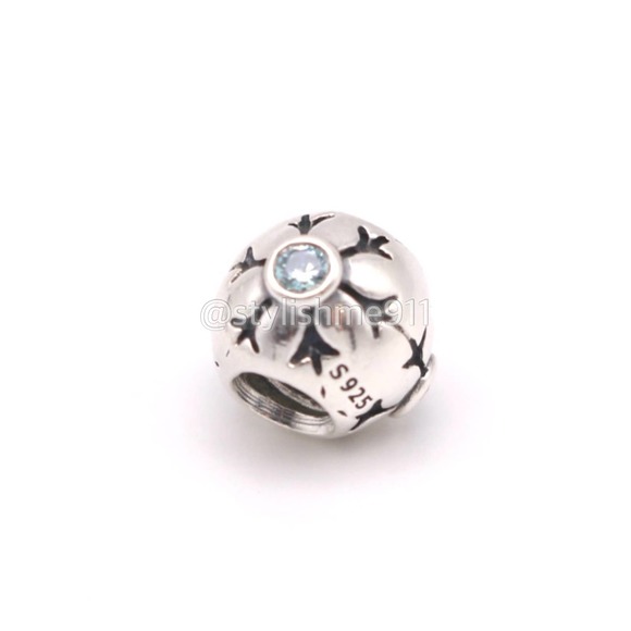 Authentic PANDORA Sterling Silver Crystalized Snowflake Blue CZ Charm - Picture 9 of 10